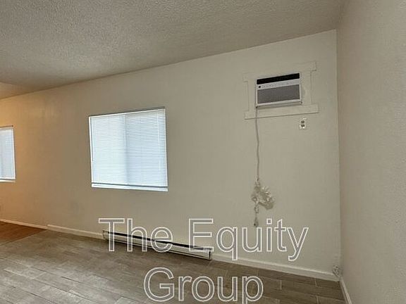 5th image of 560 S Richmond Ave APT 5
