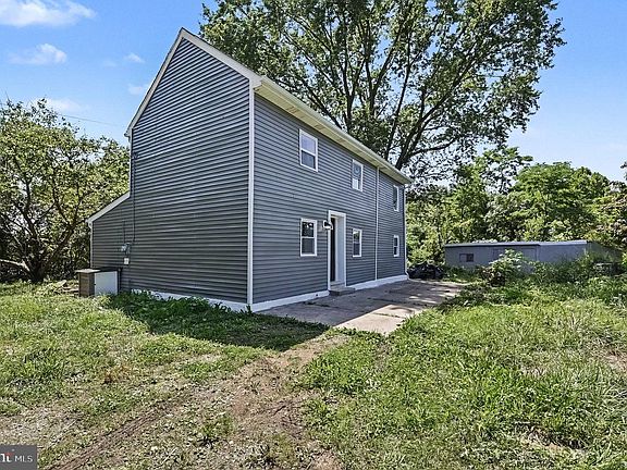 3rd image of 315 Red Pump Rd