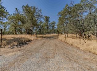 10660 Hogan Dam Rd, Valley Springs, CA 95252