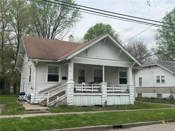 249 N 17th St, Decatur, IL 62521