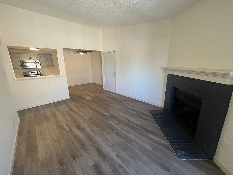 1094 S Dearborn St #308 — Photo 24