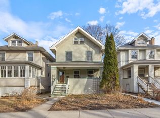 6541 N Bosworth Ave, Chicago, IL 60626