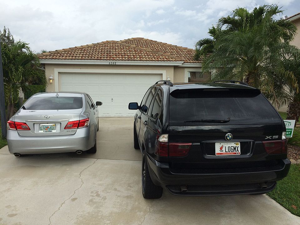 1st image of 6148 Willoughby Cir
