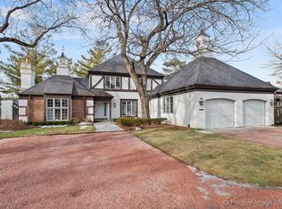 1002 Burr Ridge Club Dr, Burr Ridge, IL 60527