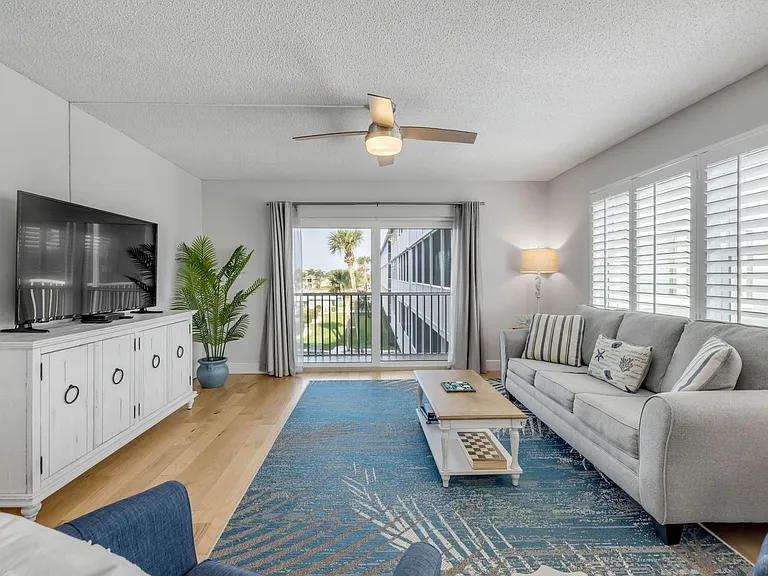 315 N Causeway C304 — Photo 21