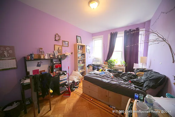 Rented by Metropolitan Realty | media 22