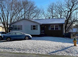 662 S Burkhardt Rd, Evansville, IN 47715