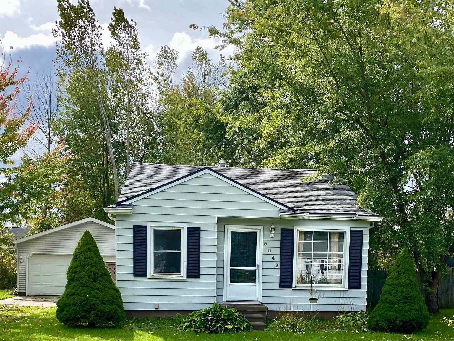 5043 Dove Rd, Kimball, MI 48074 Zillow