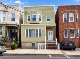 1903 Palisade Ave, Union City, NJ