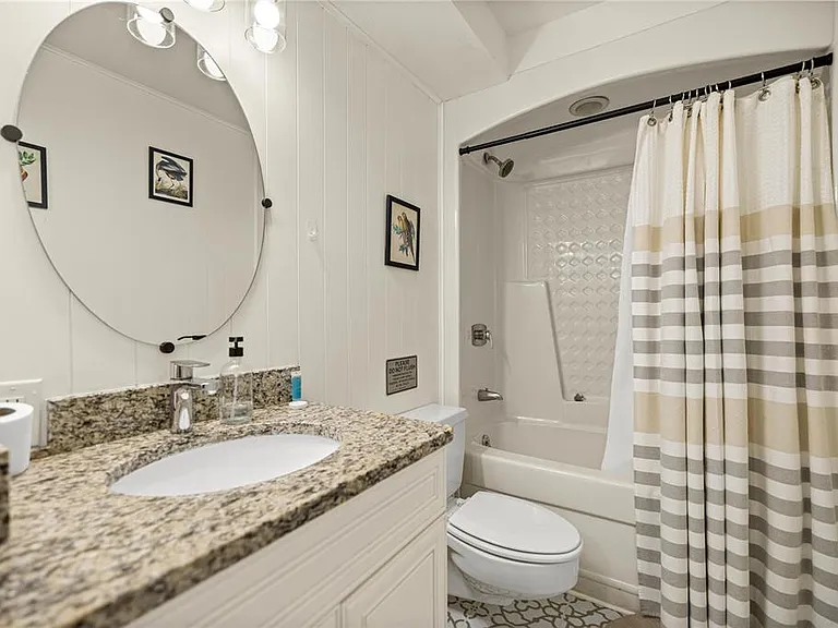 1408 NE 42nd Ave — Photo 38