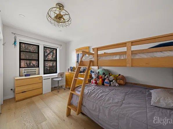 504 Grand Street image 5 of 10