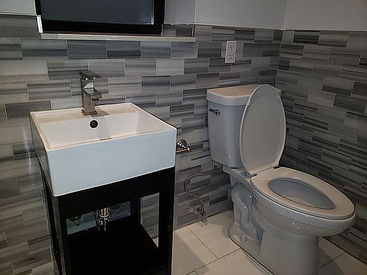 5th image of 309 W 111th St APT 14