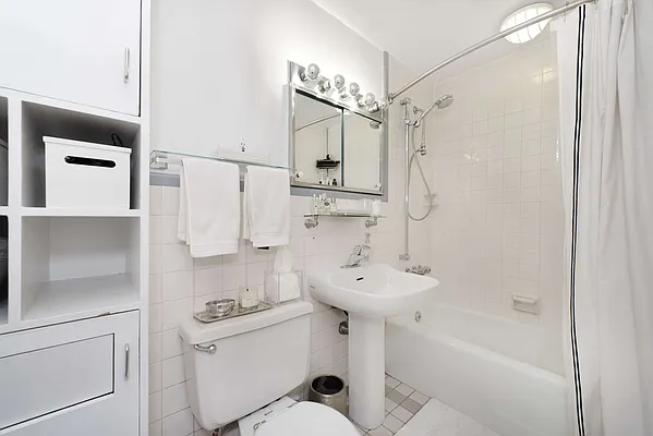 Rented by Bold New York | media 21