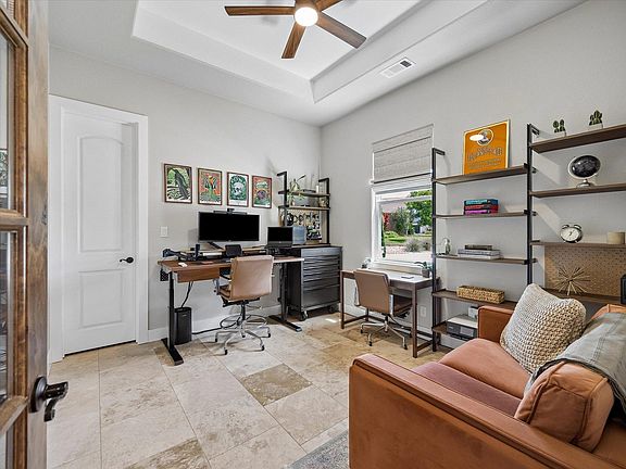 5th image of 906 Canyon Oak Cir