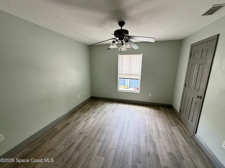 915 Twisting Branch Ct — Photo 22