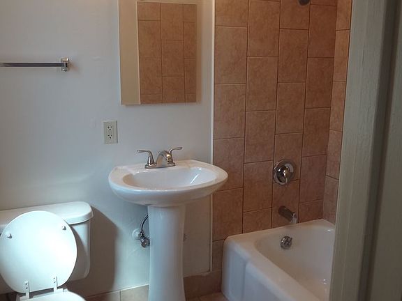 5th image of 1510 18th St APT 15