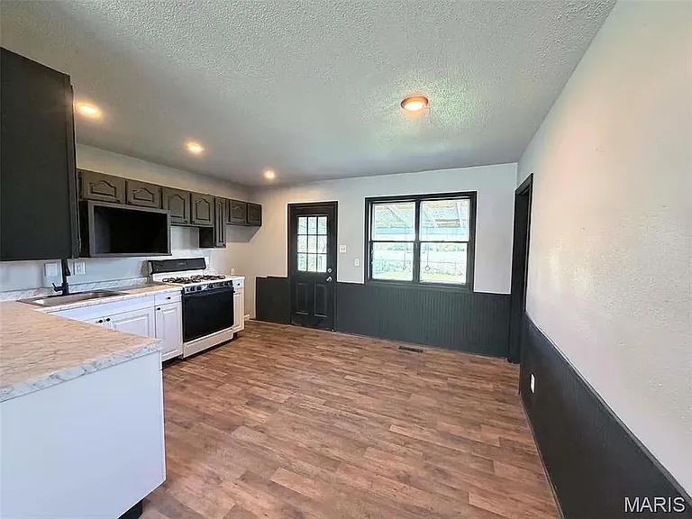 1150 Price St — Photo 10