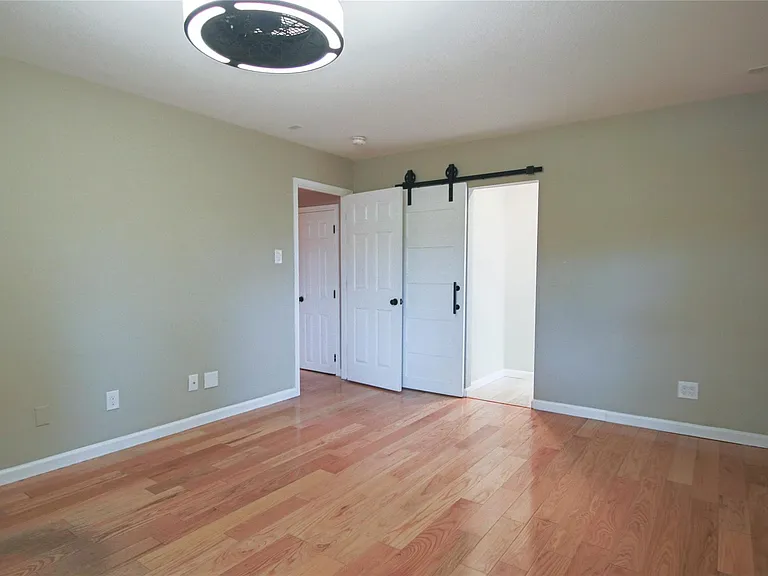 1109 Traci Michelle Dr — Photo 14