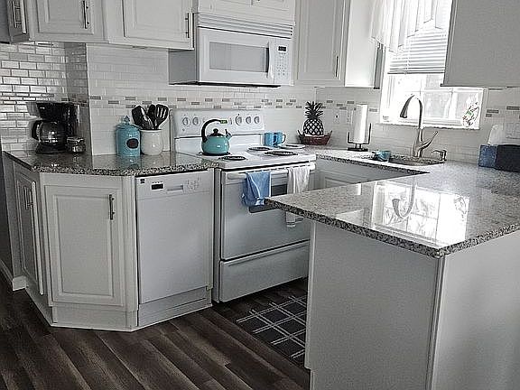 5th image of 29129 Johnston Rd