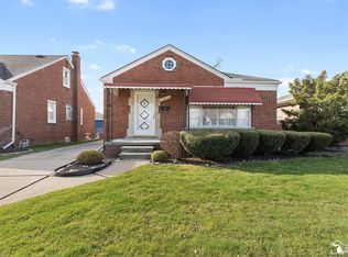 12813 Birrell St, Southgate, MI 48195