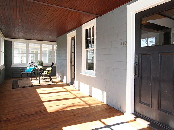 Fornt Porch