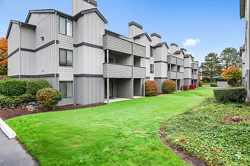 Willow Green Village Photo 1