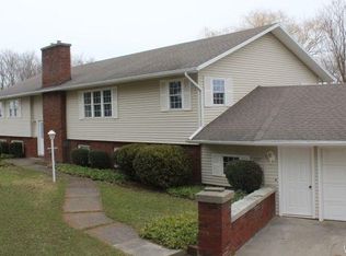 7949 Batavia Stafford Town Rd, Batavia, NY 14020