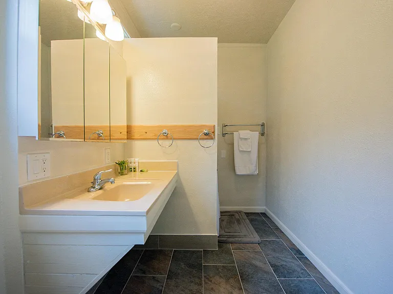 2939 Park St — Photo 10