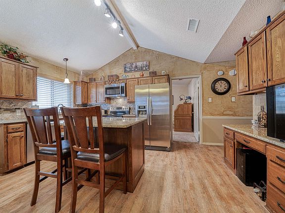 4th image of 2706 Woodhaven Ct