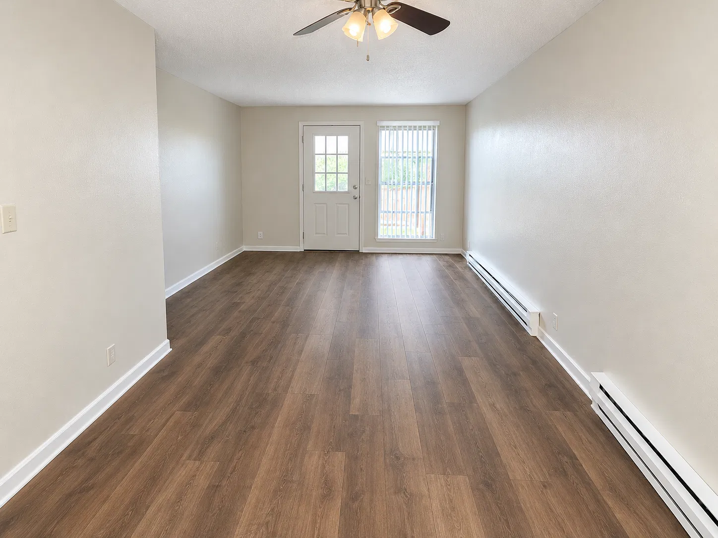3620 Casteel St — Photo 4
