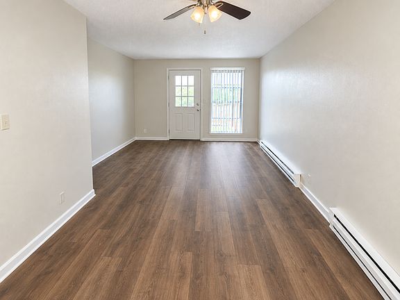 4th image of 3620 Casteel St #3620