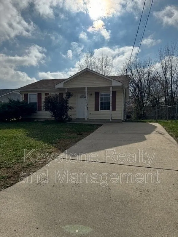 2 bed, 1.5 bath, 840 sqft, $1,125 — Photo 1