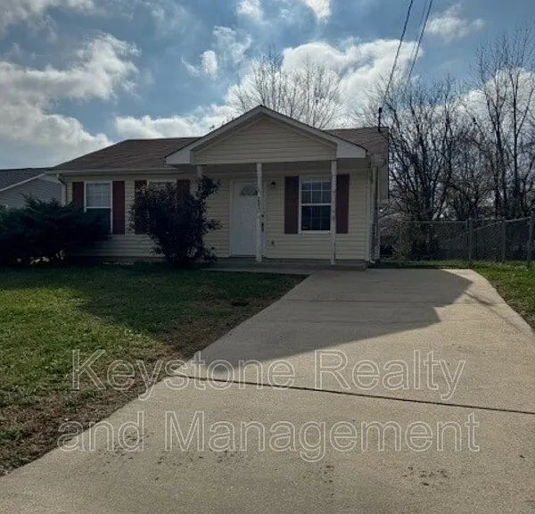 1127 Keith Ave — Photo 1