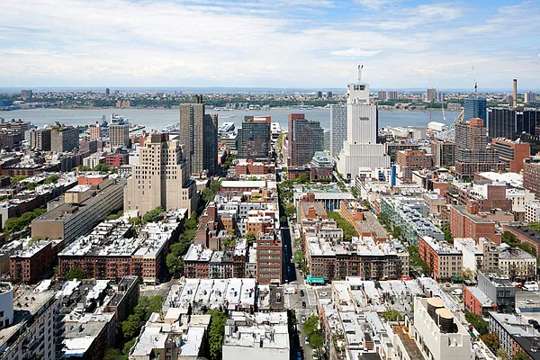 Rented by Compass | media 48