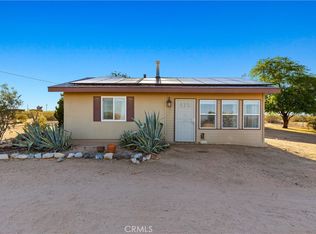 1040 Jackalope Ave, Joshua Tree, CA 92252