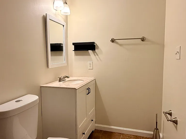 12799 Bombay Way — Photo 7