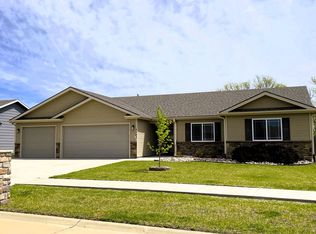 4685 Nature Ave, Manhattan, KS 66502