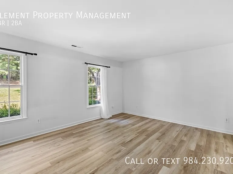 6649 Speight Cir — Photo 8