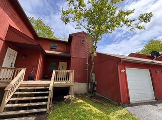 266 Image Dr, Scotrun, PA 18355