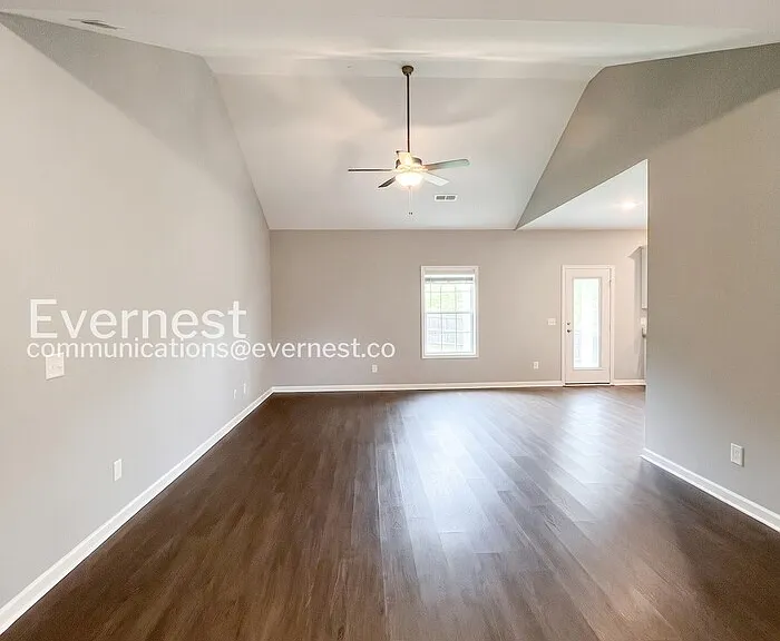 1036 Echo Ridge Rd — Photo 5