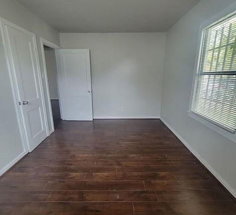 5th image of 5318 Chennault Rd