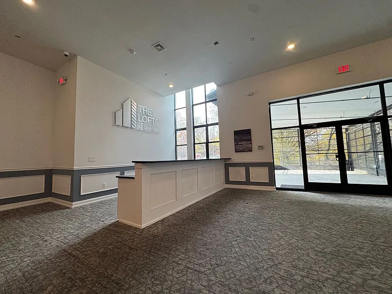901 Quarry — Photo 38