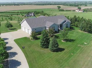 4501 White Spruce Rd, Bismarck, ND 58503