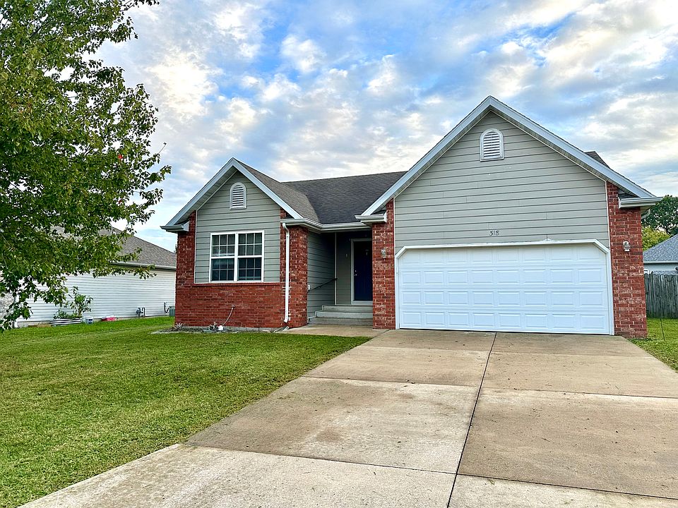1st image of 318 W Navajo Cir