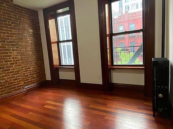 4th image of 114 E 97th St #4F