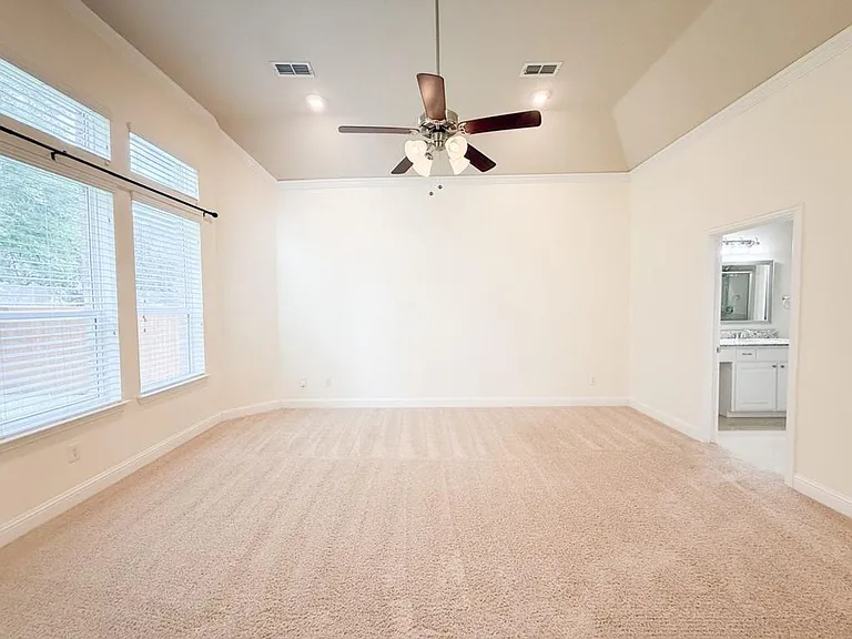 7048 Fullerton Cir — Photo 11