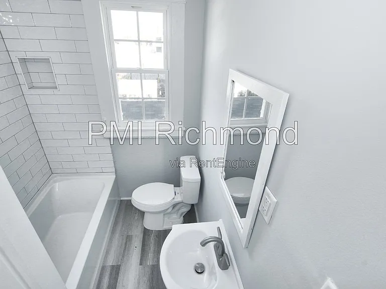 2918 Hanes Ave #A — Photo 8