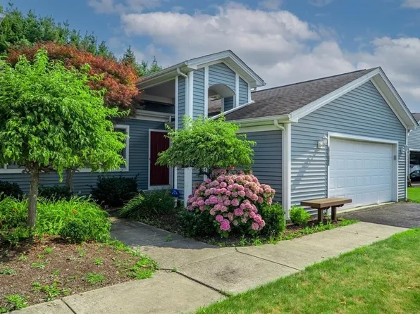 7511 Anchor Dr #30, Fairview, PA 16415