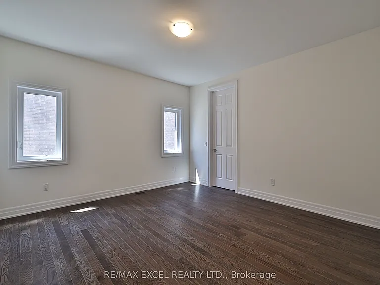 24 Sunny Acre Cres — Photo 38