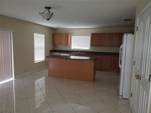 4th image of 12850 Oulton Cir